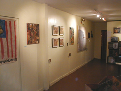 "Dumb Kunst" exhibit photo